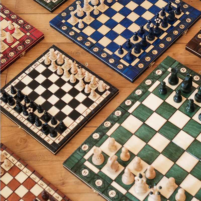 ÉCHECS, DAMES & BACKGAMMON