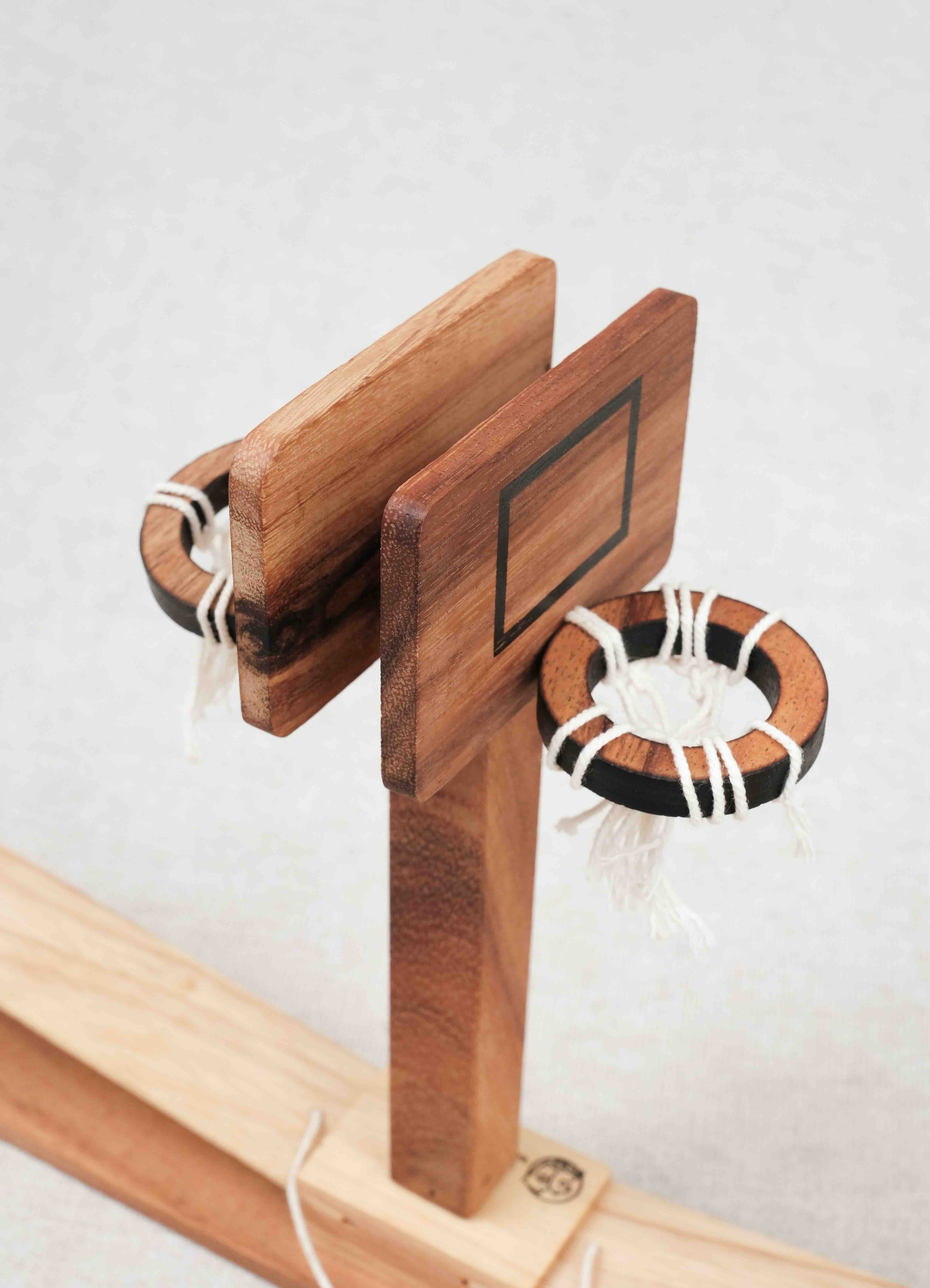 Version double pour s’affronter à deux au Double Basket Jeux Faugère.