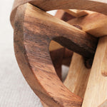 Casse-tête en bois La Sphère – détail des pièces imbriquées
