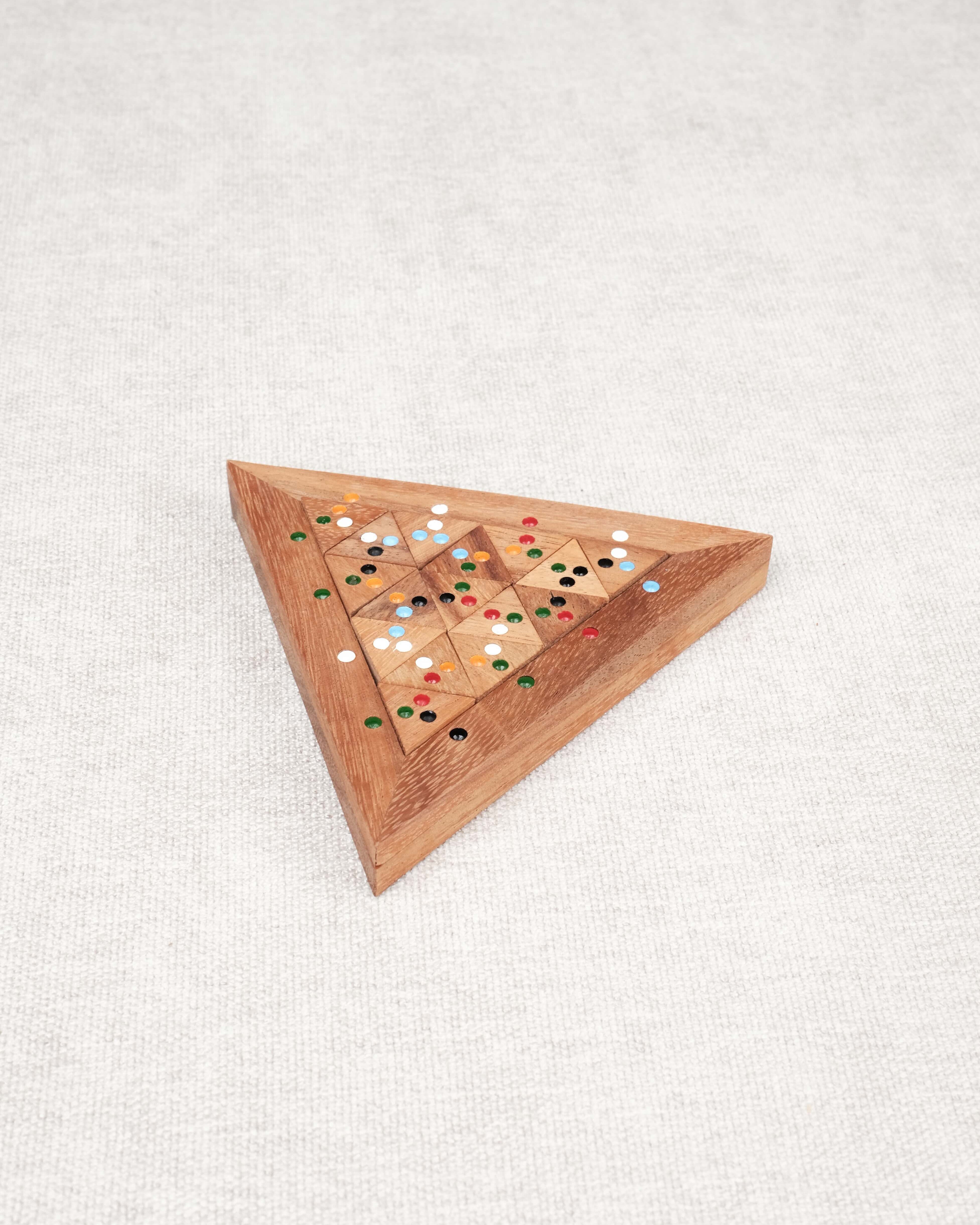 Casse-tête en bois triangulaire Le Tri Match – Jeux Faugère
