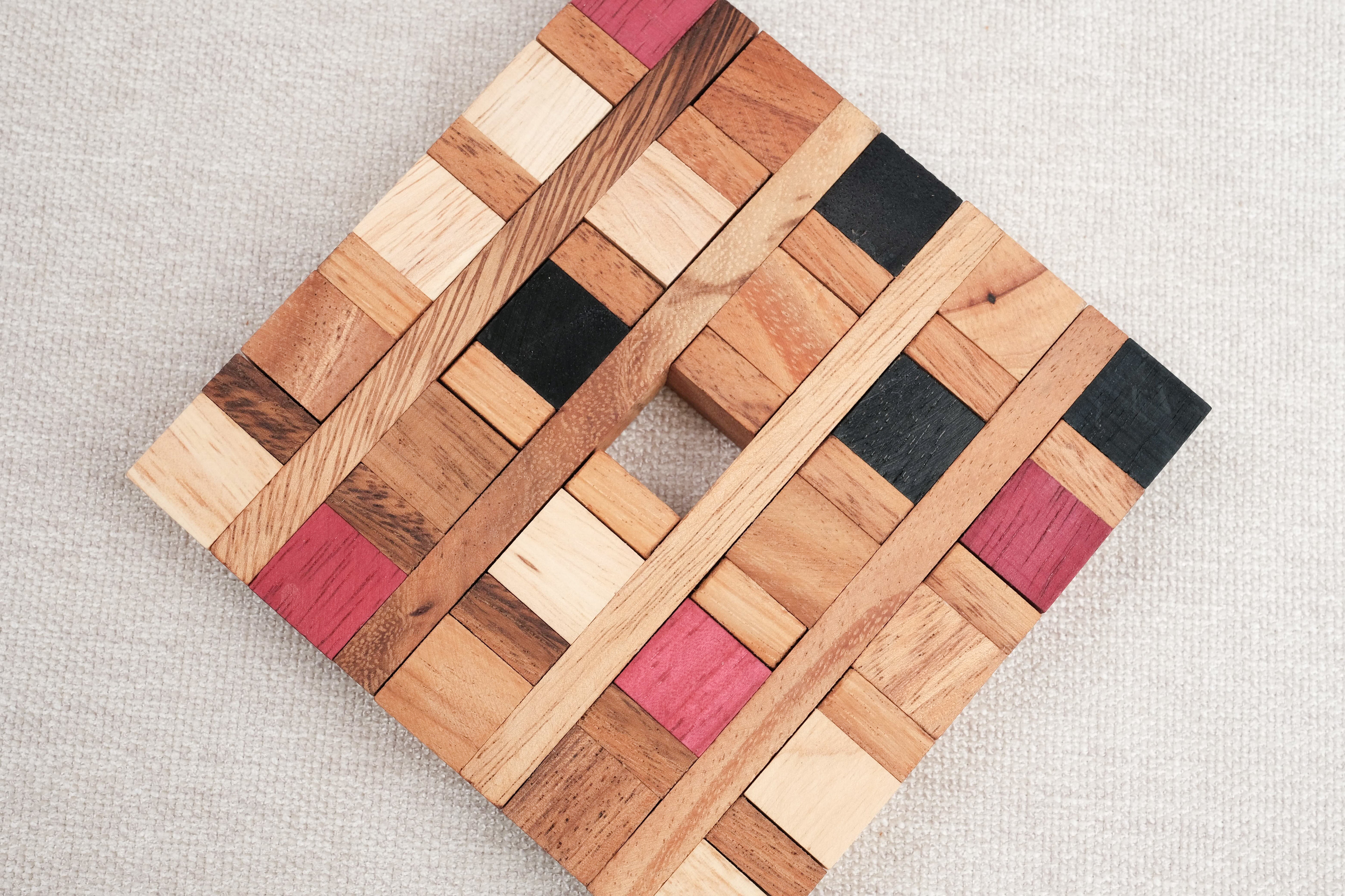 Vue du dessus Casse-tête en bois Dessous de Plat assemblé – Puzzle démonter/remonter Jeux Faugère