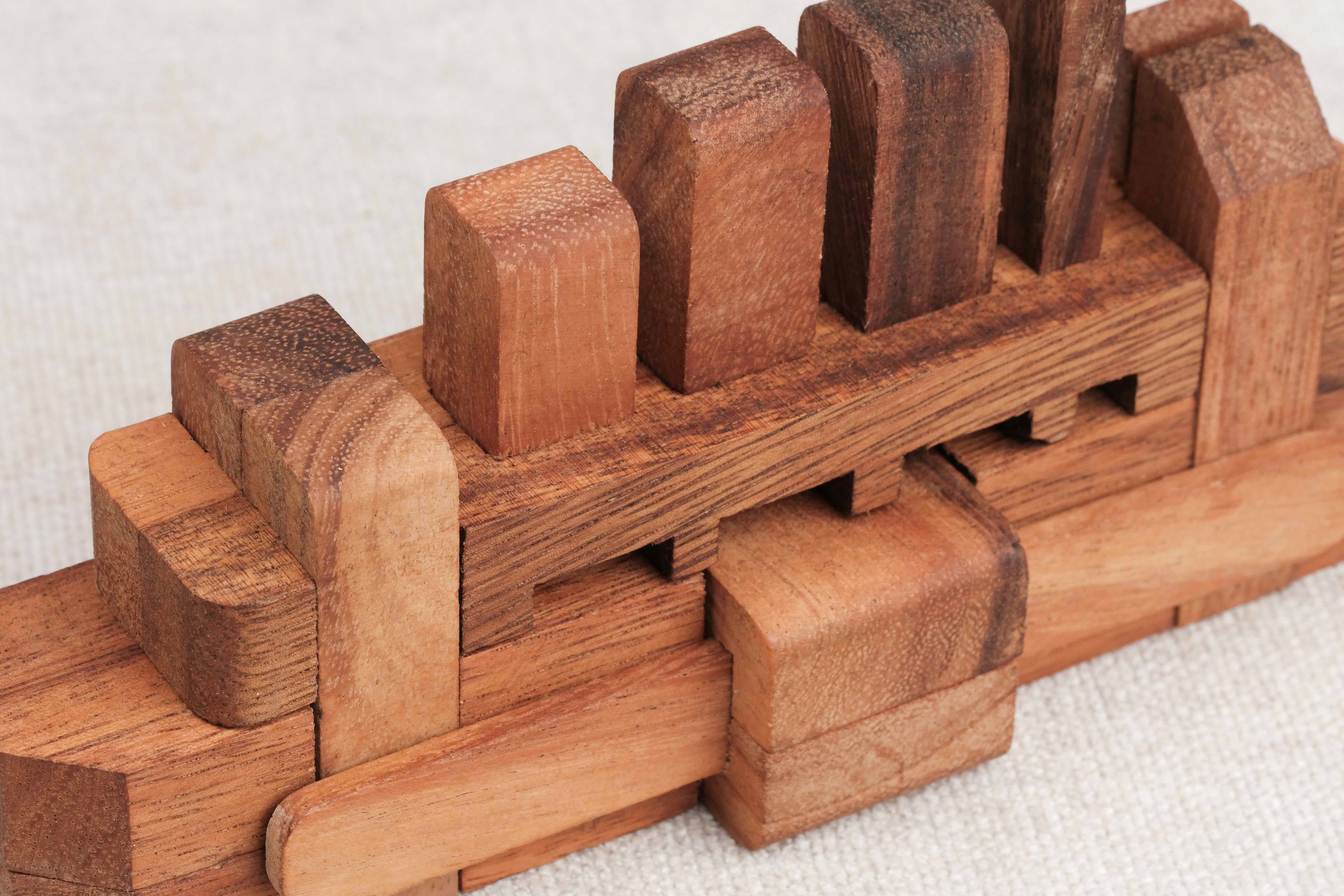 Casse-tête Bateau L en bois – détail des pièces imbriquées