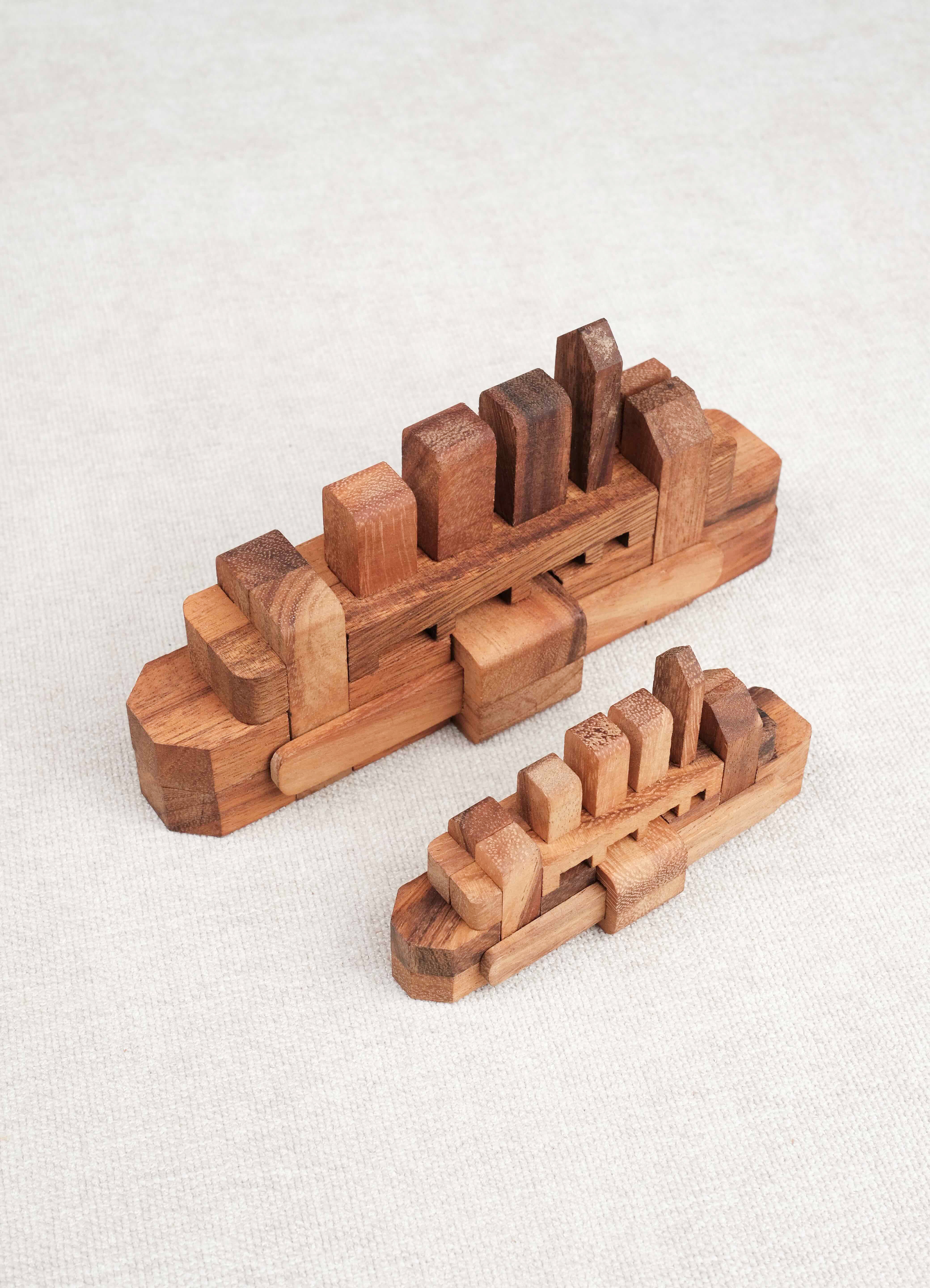 Casse-tête en bois Bateau – version L et version M comparées