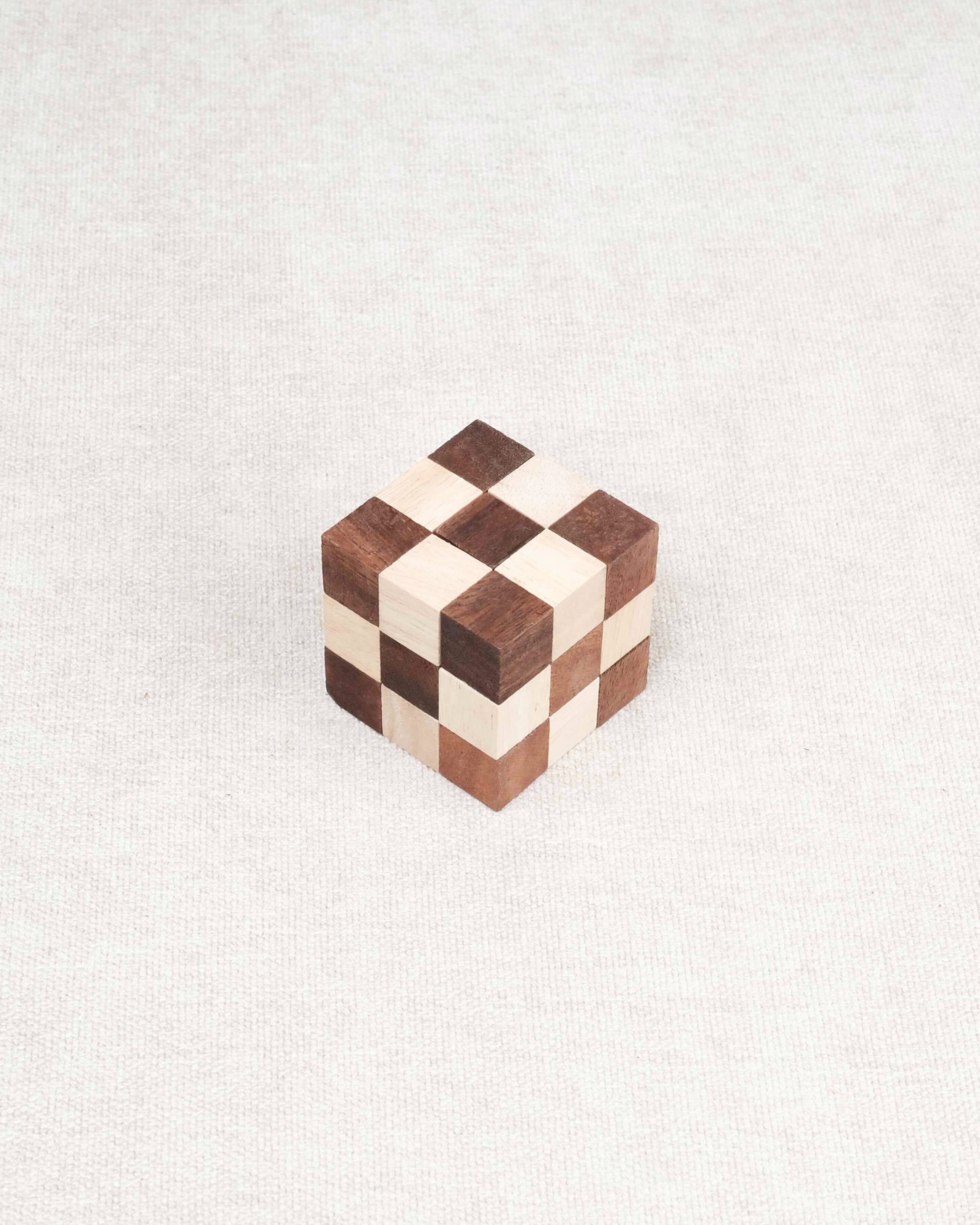Casse-tête Cube Serpent marron en bois reconstitué – Jeux Faugère