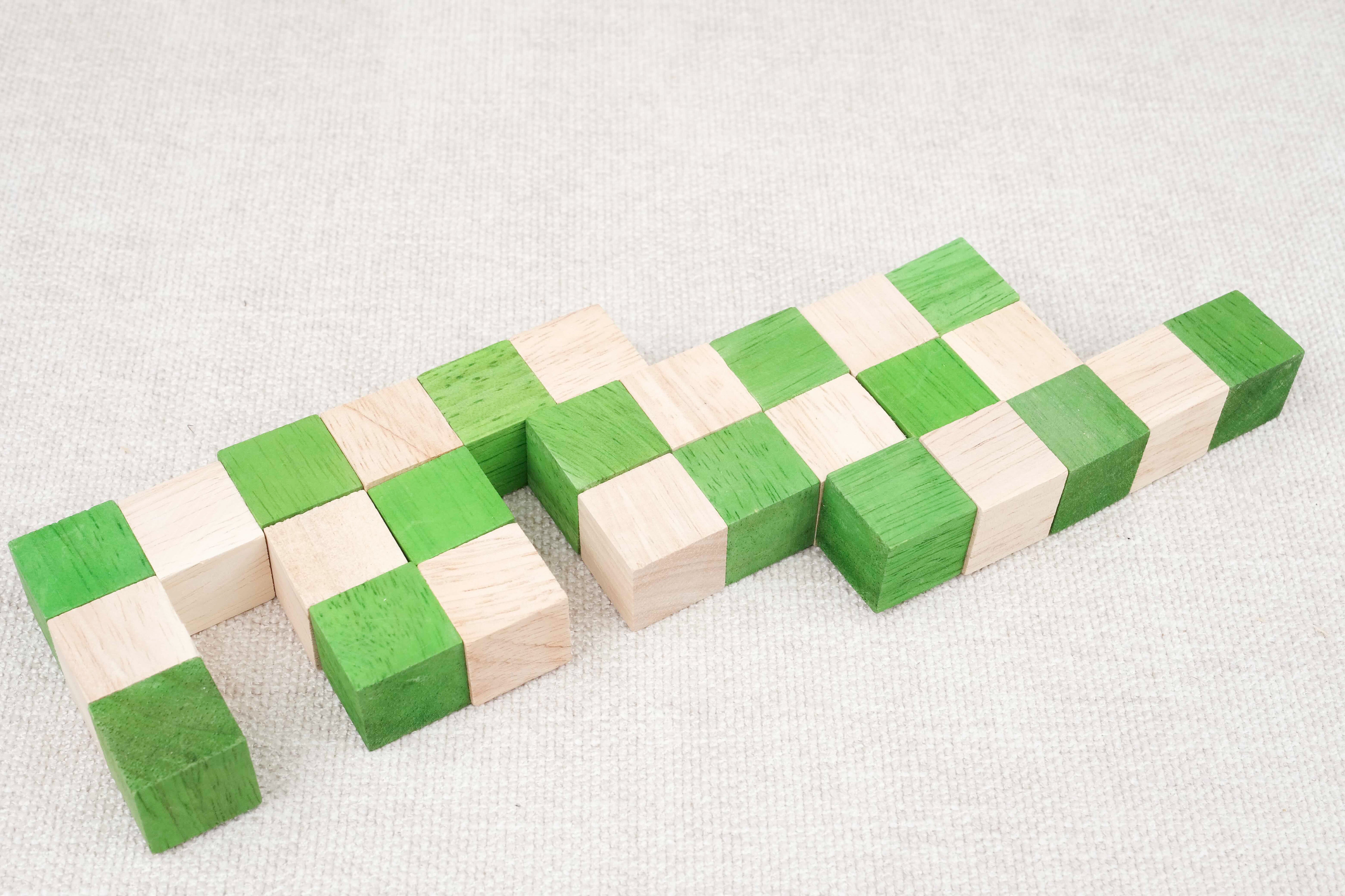 Cube Serpent vert en bois déplié – Jeux Faugère