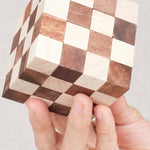 Casse-tête Cube Serpent Anaconda tenu à la main – Jeux Faugère