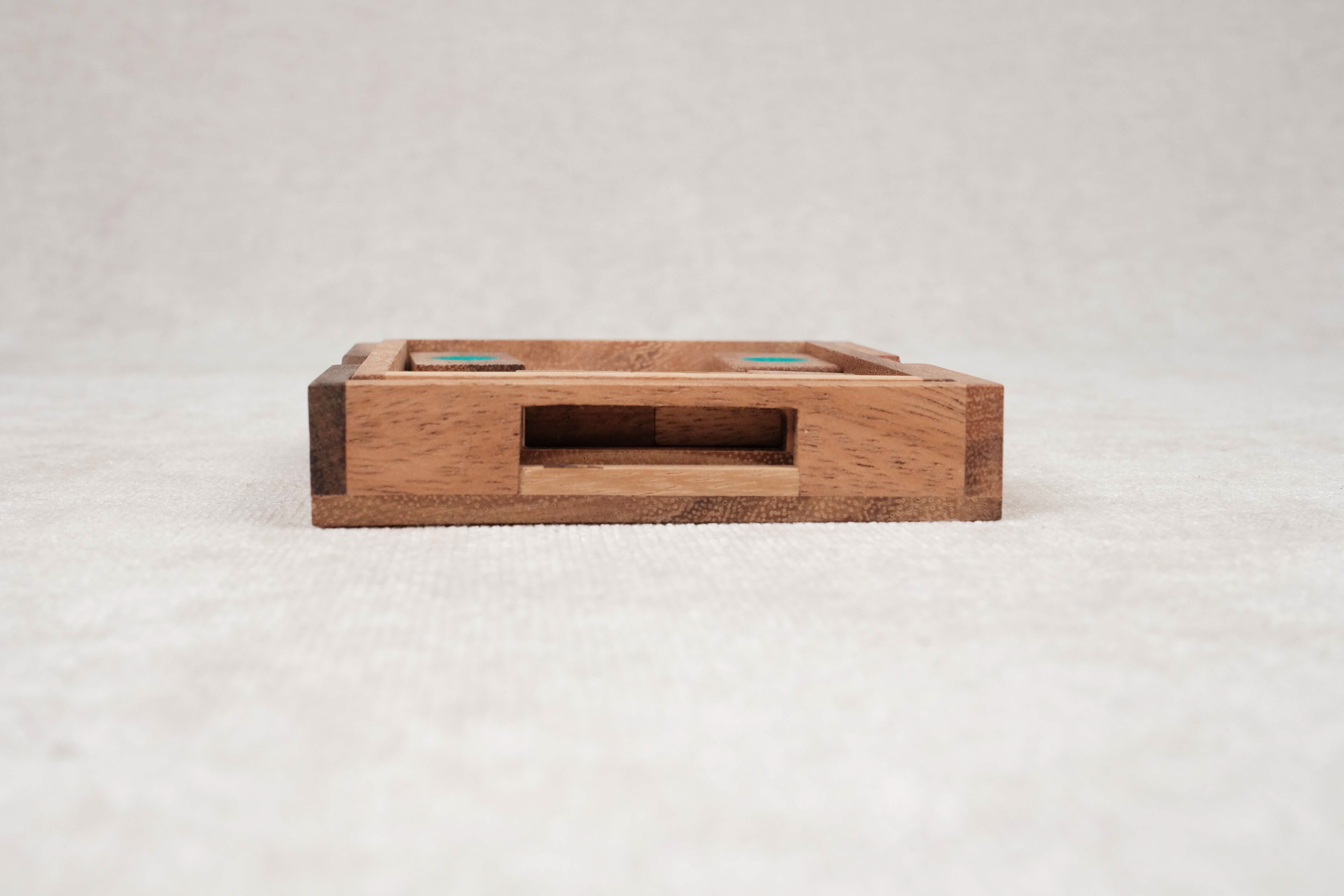 Jeu de logique en bois L’Âne rouge – M – Casse-tête coulissant Jeux Faugère