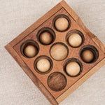 Puzzle Easy Box vu de dessus, casse-tête en bois artisanal avec billes à placer – Jeux Faugère