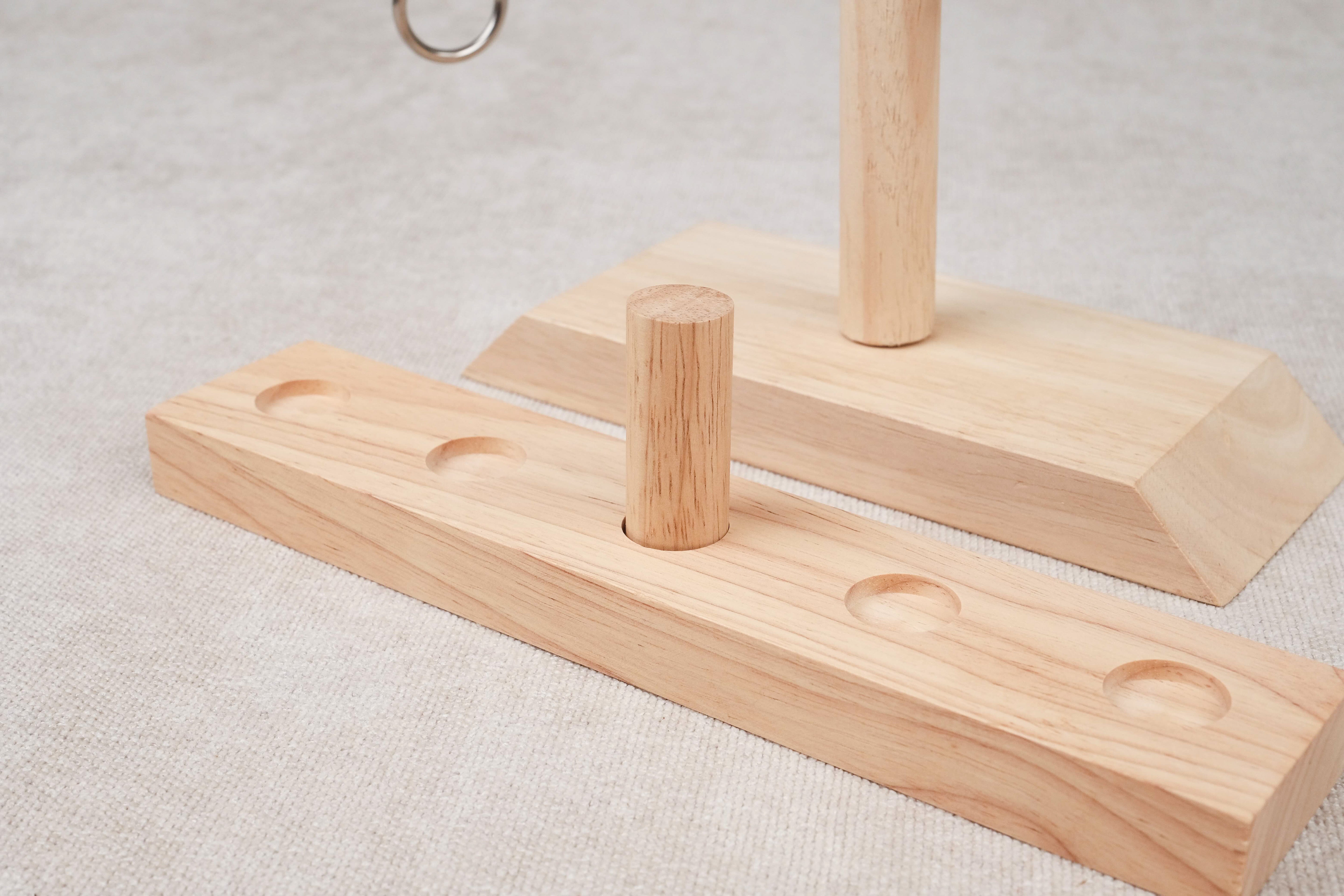 Socle du Jeu de l’anneau avec les encoches pour avancer le pion qui compte les points