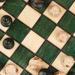 Vue du dessus Jeu d’échecs en bois vert format M