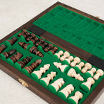 Coffret d’échecs marron format S avec rangement individuel feutré