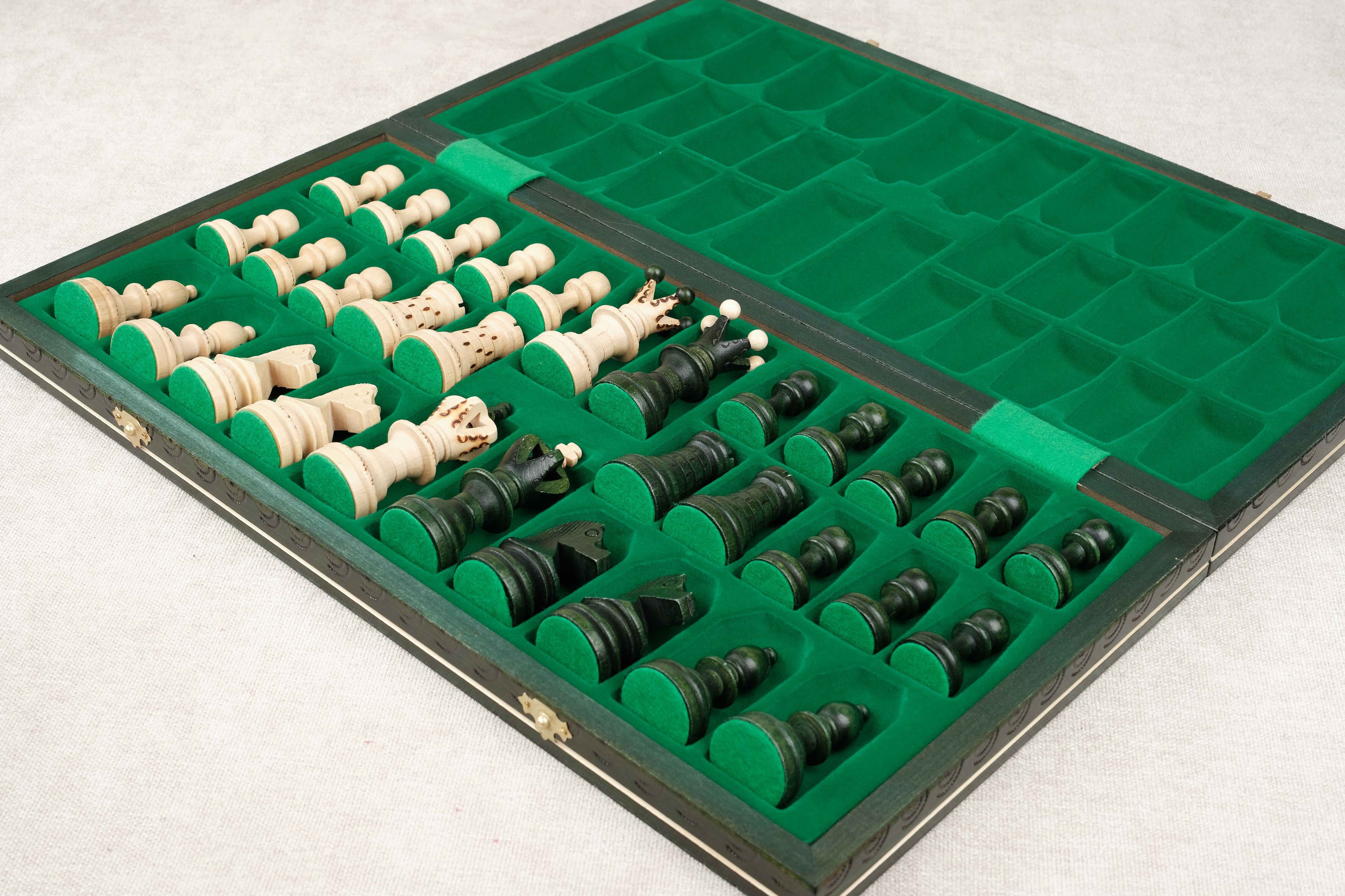 Jeu d’échecs XL vert pliable – échiquier en bois avec rangement intérieur en feutrine verte pour les pièces