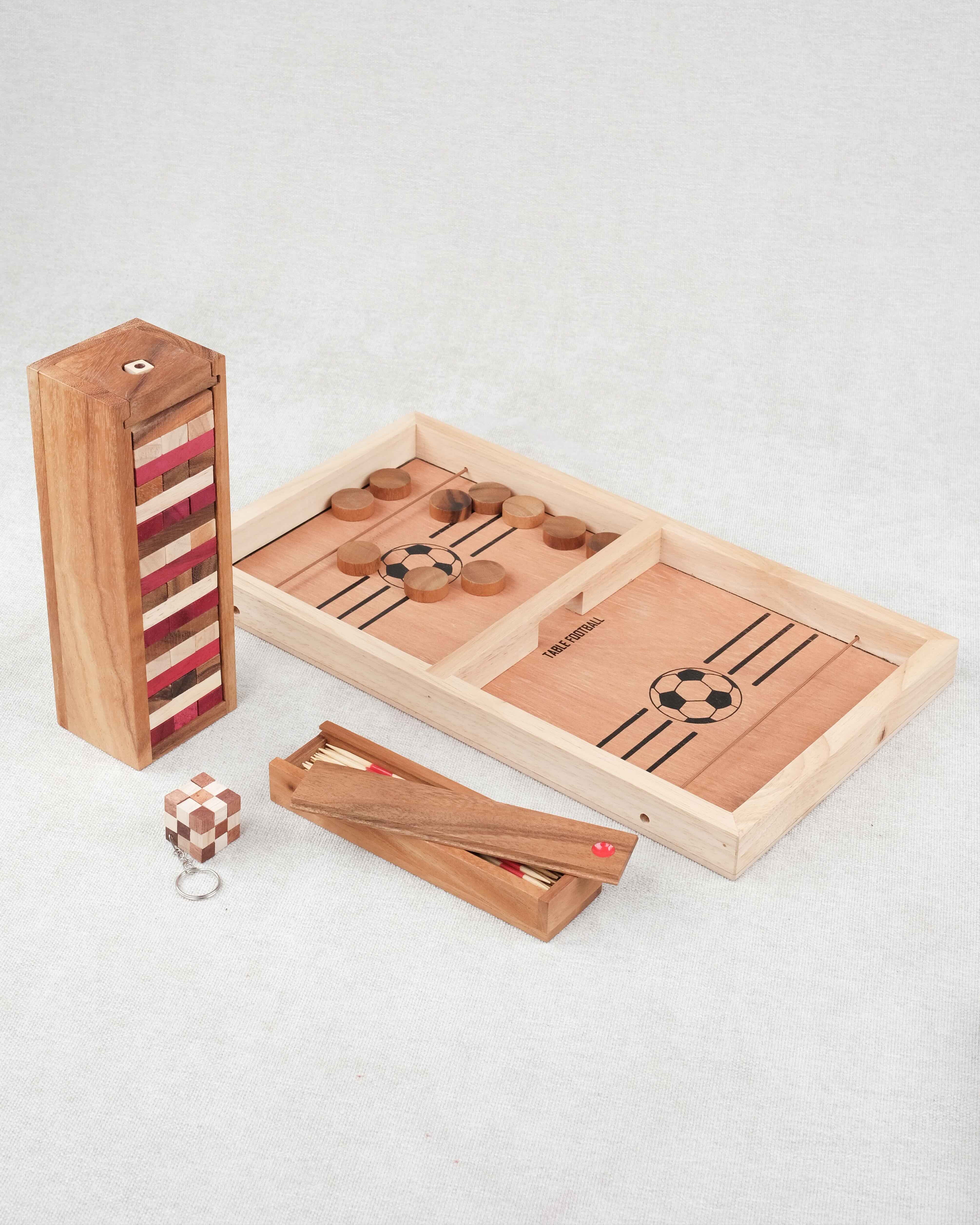 Vue du pack avec table à élastique, jenga couleurs, mikado et mini porte-clé cube