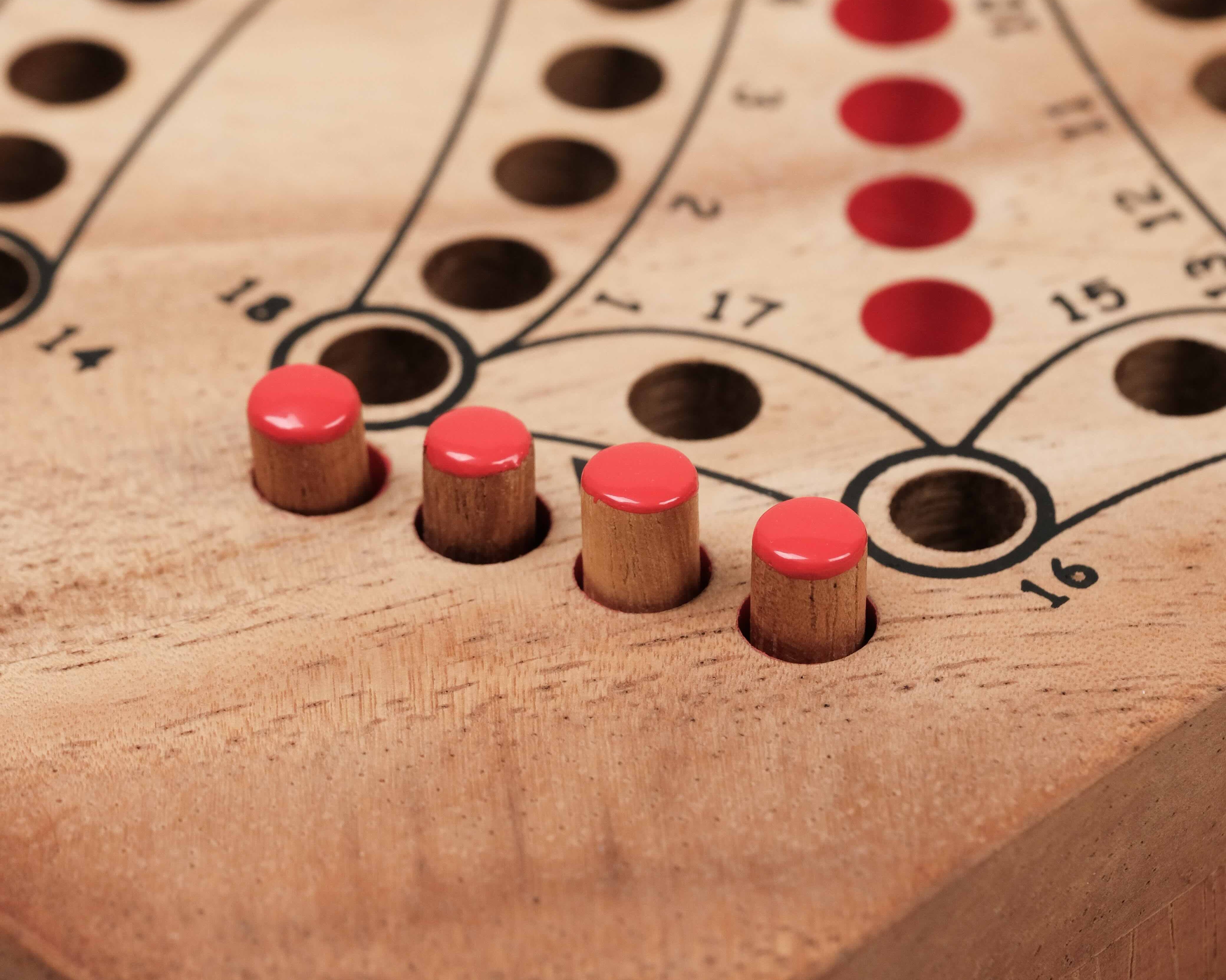 Pion coloré en bois pour le jeu de Tock 6 joueurs