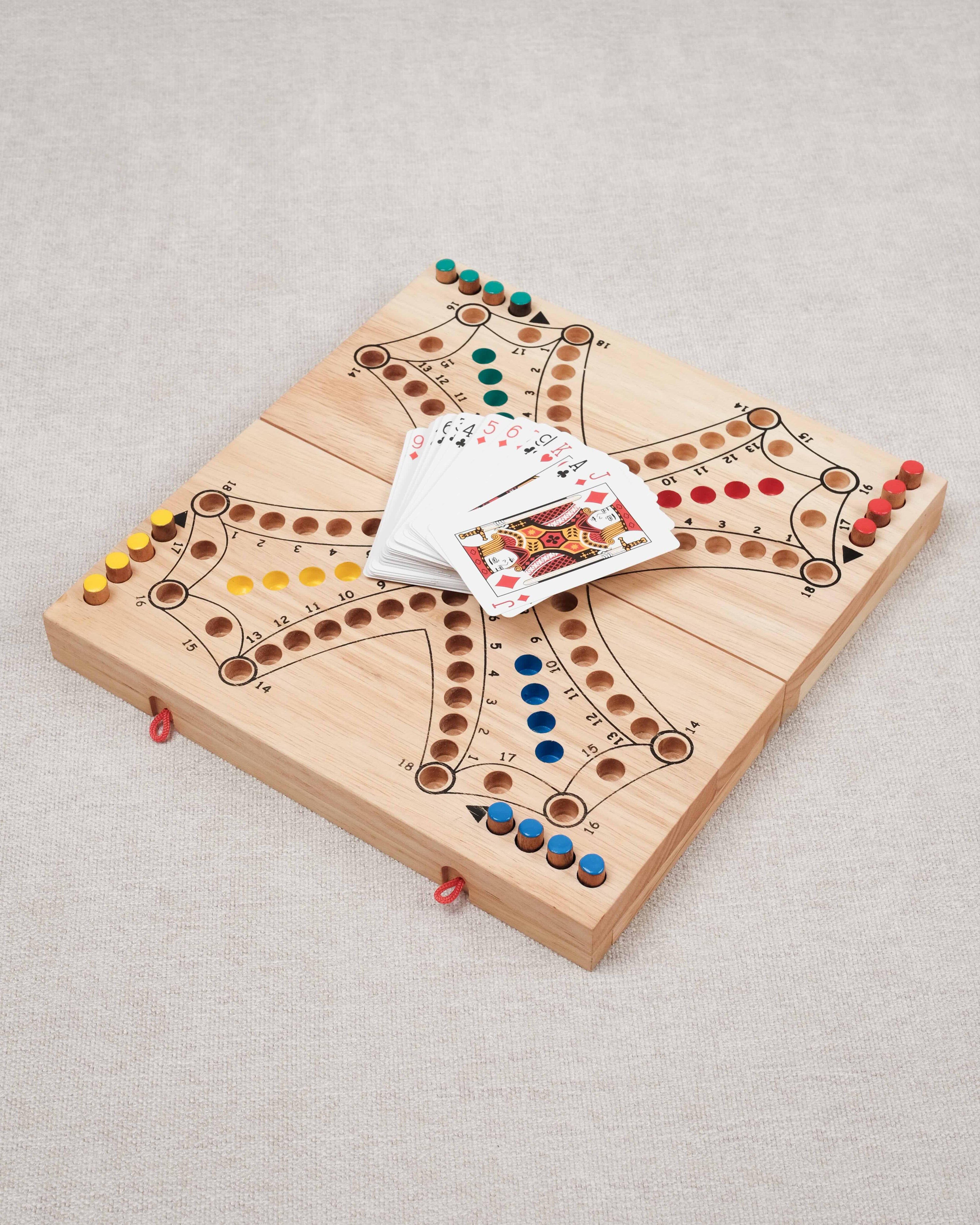 Coffret en bois clair du jeu de Tock 4 joueurs format L