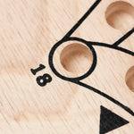 Détail du plateau gravé et des cases du Tock 4 joueurs clair