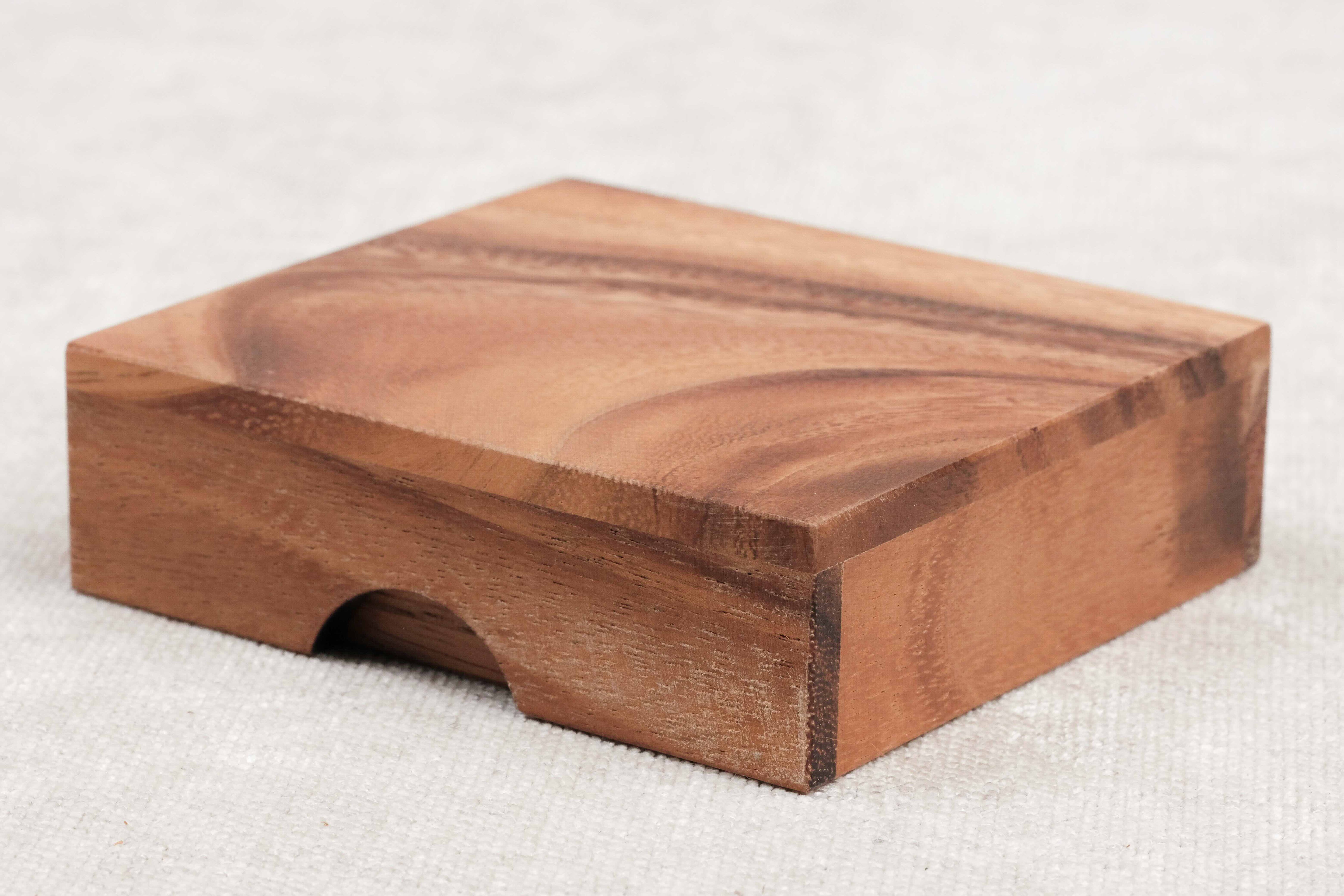 Boite de carte fermé vue laterale