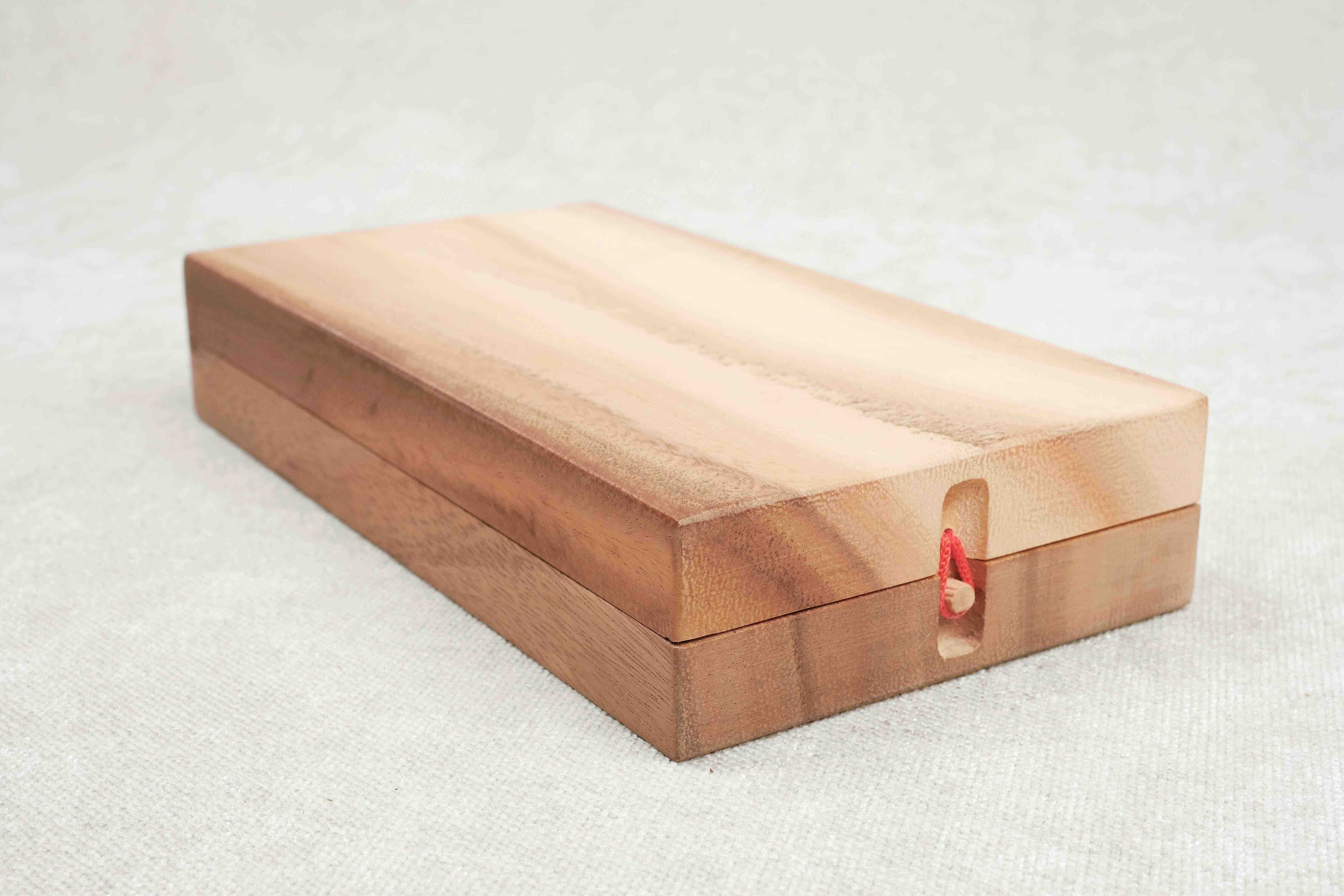 Coffret refermable du Kalaha fermé vu de dessus