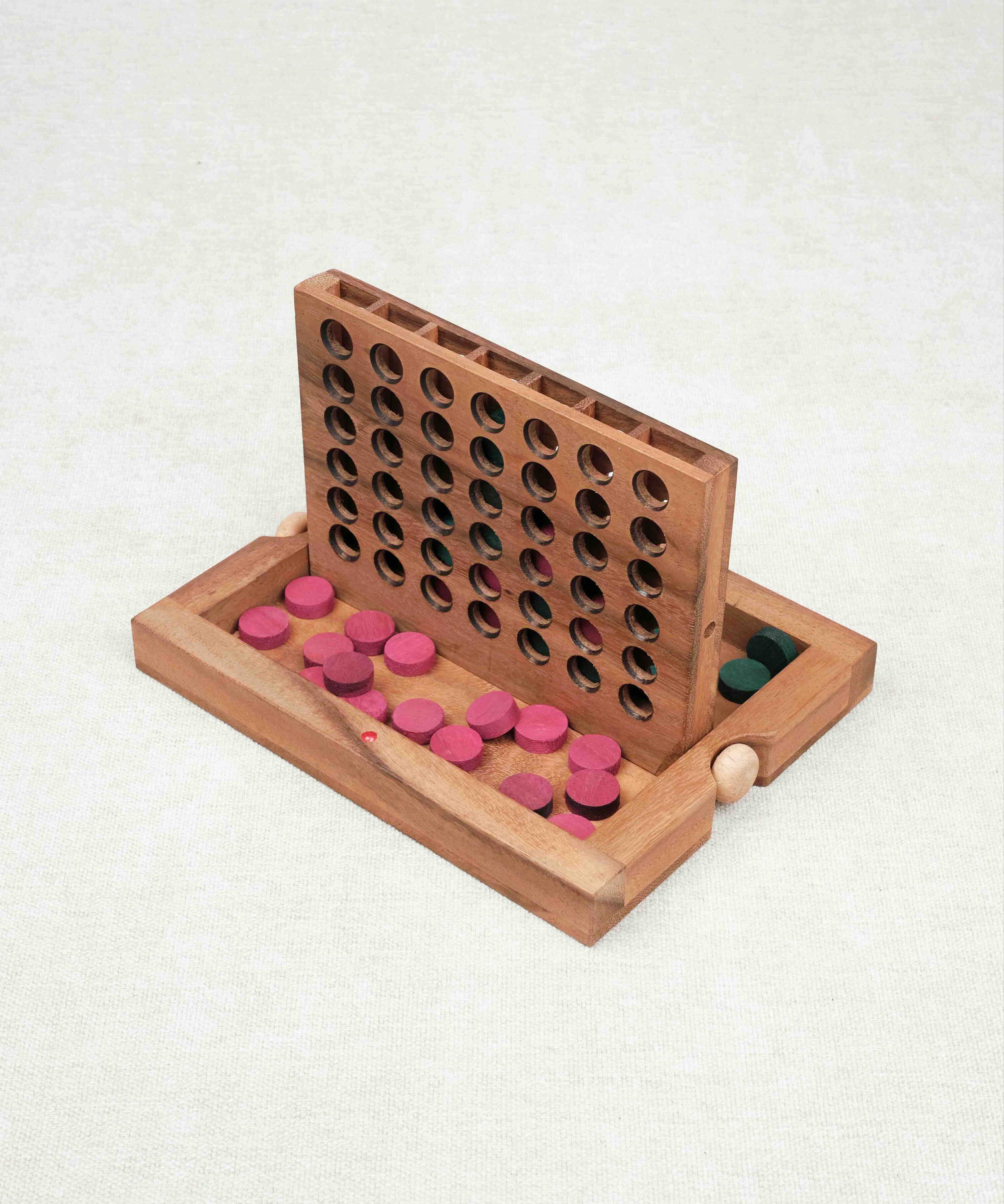 Jeu Puissance 4 en bois massif avec jetons rouges et verts