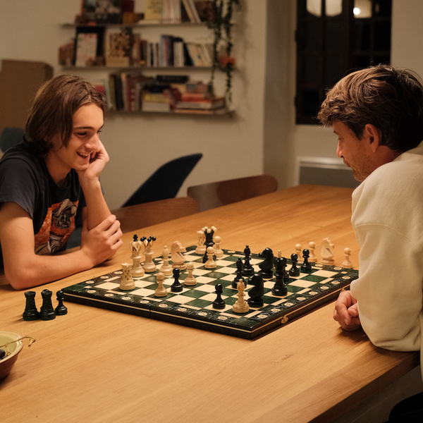 ÉCHECS, DAMES & BACKGAMMON