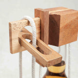 Mécanisme en bois du casse-tête bouteille bière – Jeux Faugère