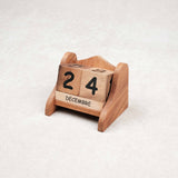 Calendrier perpétuel en bois avec cubes de date 24 décembre