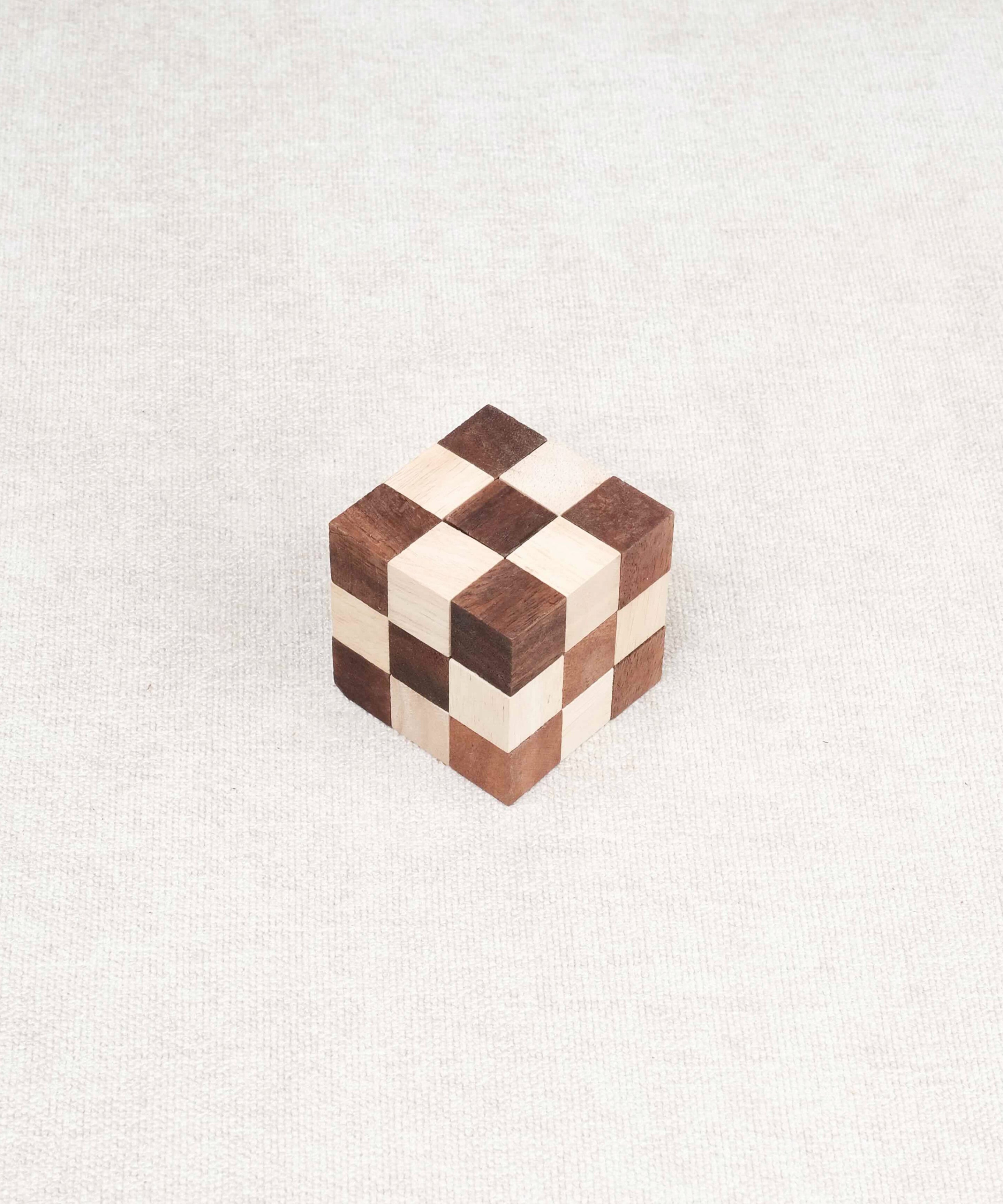 Casse-tête Cube Serpent marron en bois reconstitué – Jeux Faugère