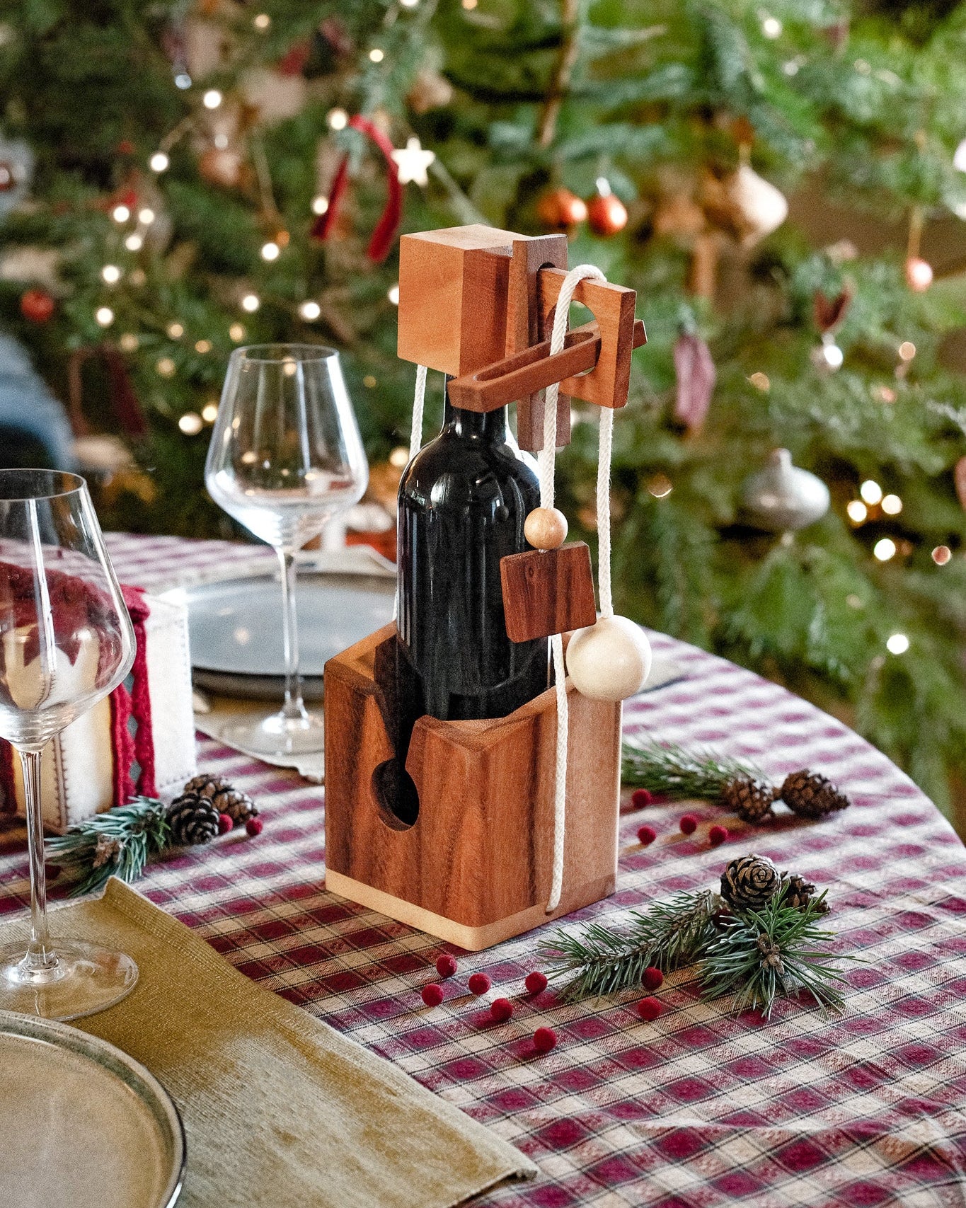 Casse-tête bouteille idée cadeau de Noel pour les fêtes, cadeau en bois à offrir pour le repas du réveillon
