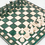 Pièces d'échecs vues de dessous avec base en feutrine, jeu vert grand format Jeux Faugère
