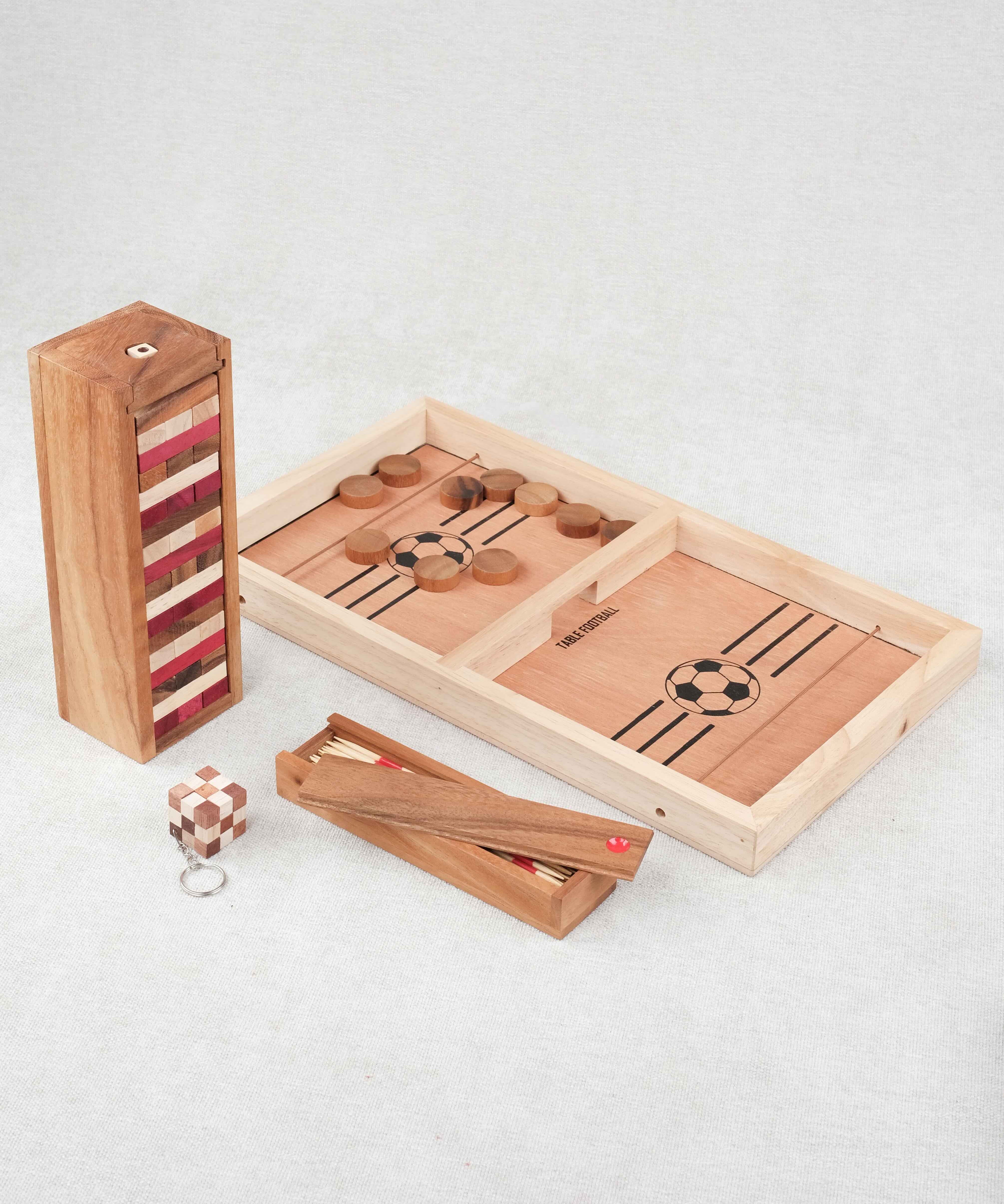 Vue du pack avec table à élastique, jenga couleurs, mikado et mini porte-clé cube