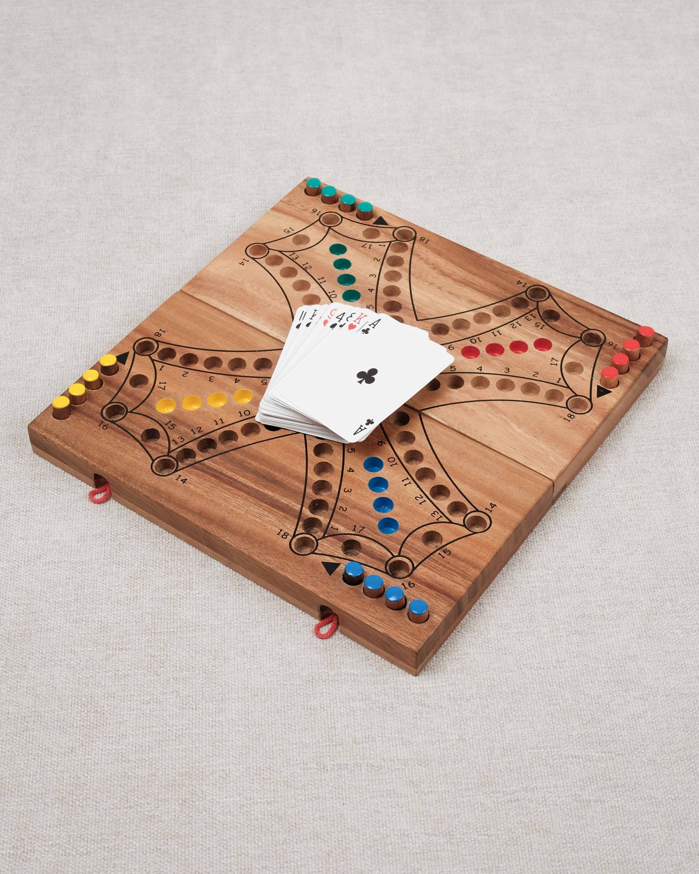 Coffret en bois acacia foncé du jeu de Tock 4 joueurs format L
