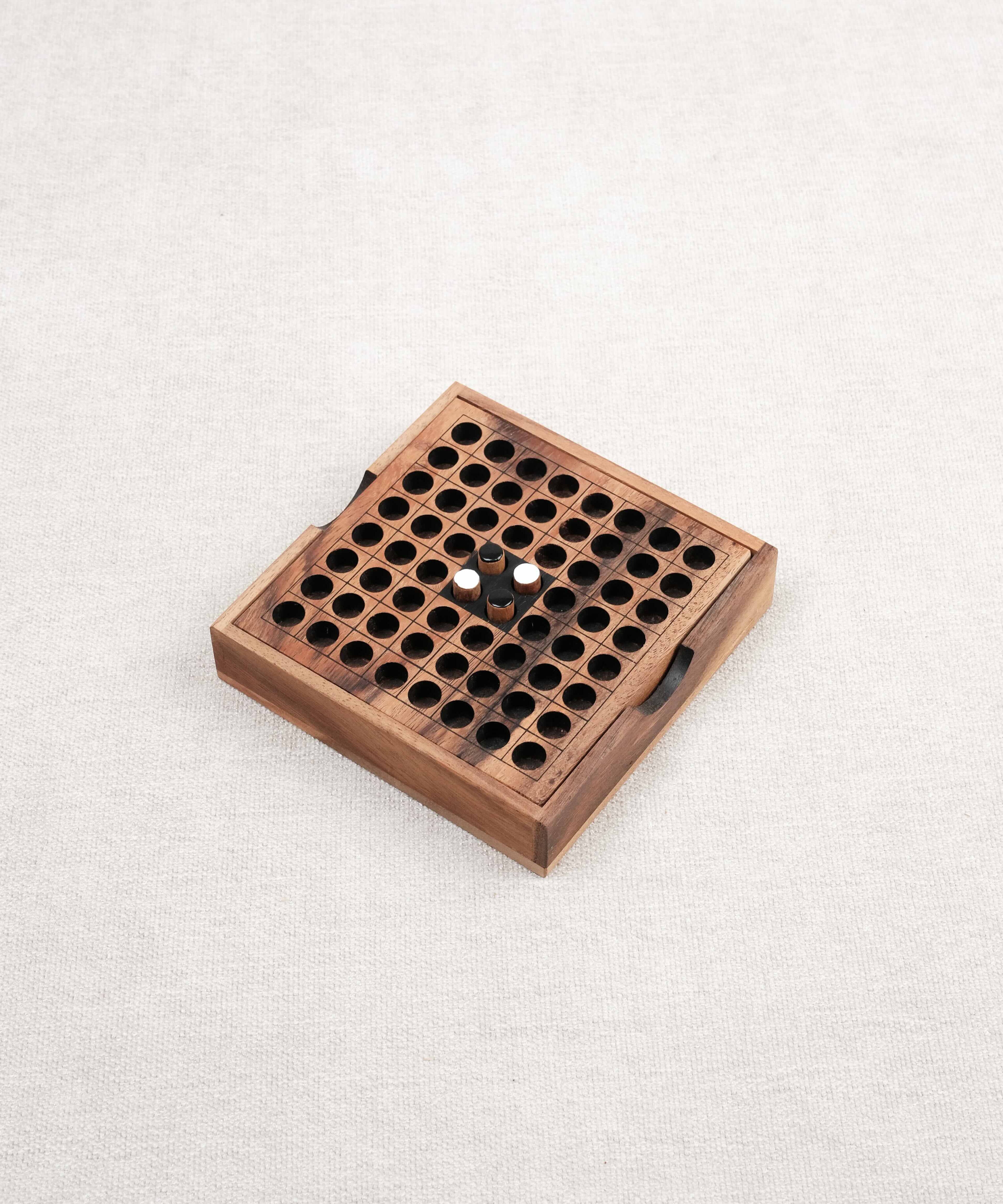 Jeu Othello / Reversi en bois acacia avec pions