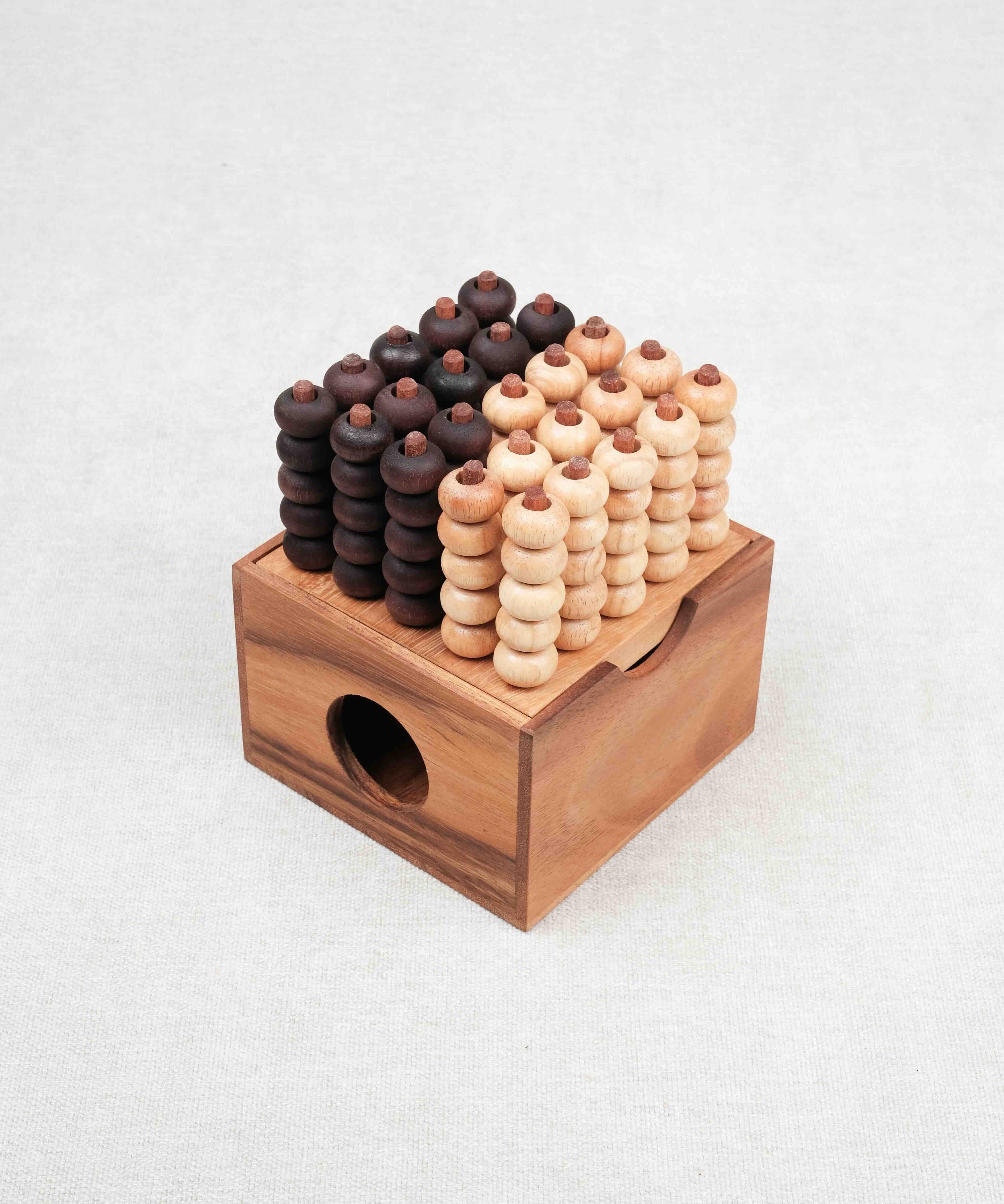 Jeu Puissance 5 3D en bois – version stratégique du Puissance 4