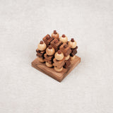 Morpion 3D M en bois naturel avec boules et croix en acacia et hévéa