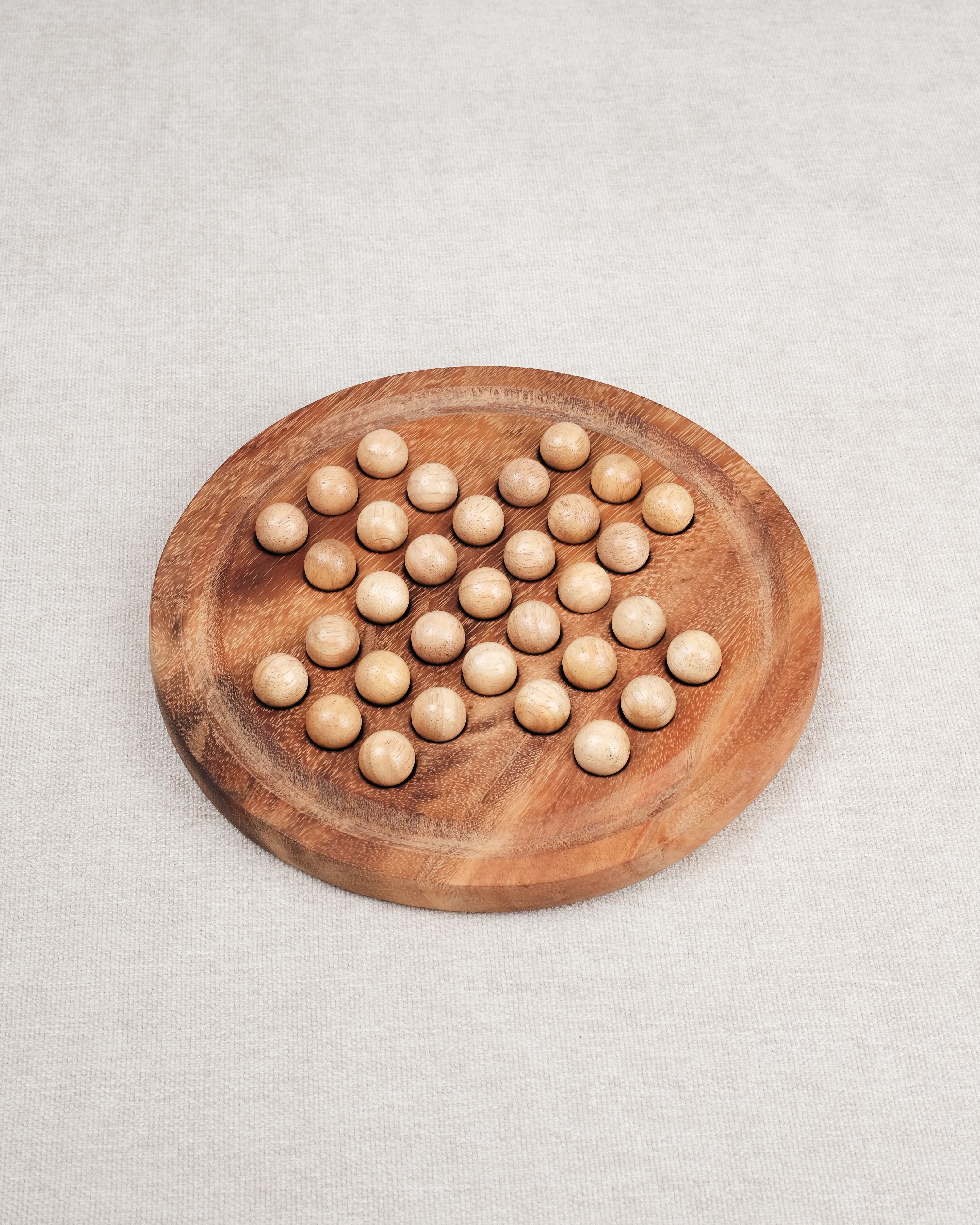 Solitaire rond en bois massif casse-tête puzzle billes